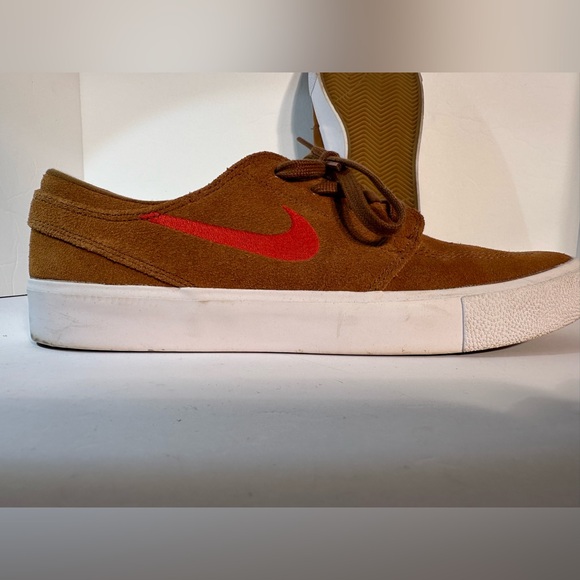 Nike SB Zoom Janoski RM Skate Shoe Men’s 10 Brown Suede Red Swoosh AQ7475-204 - Picture 6 of 15
